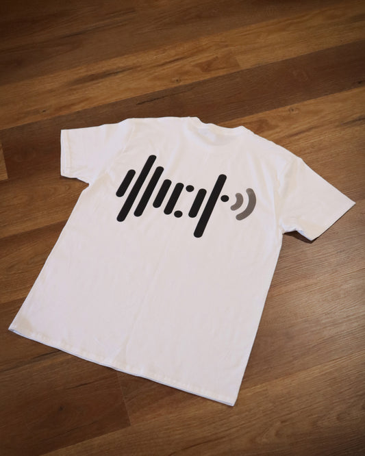 .WAV tee (white)