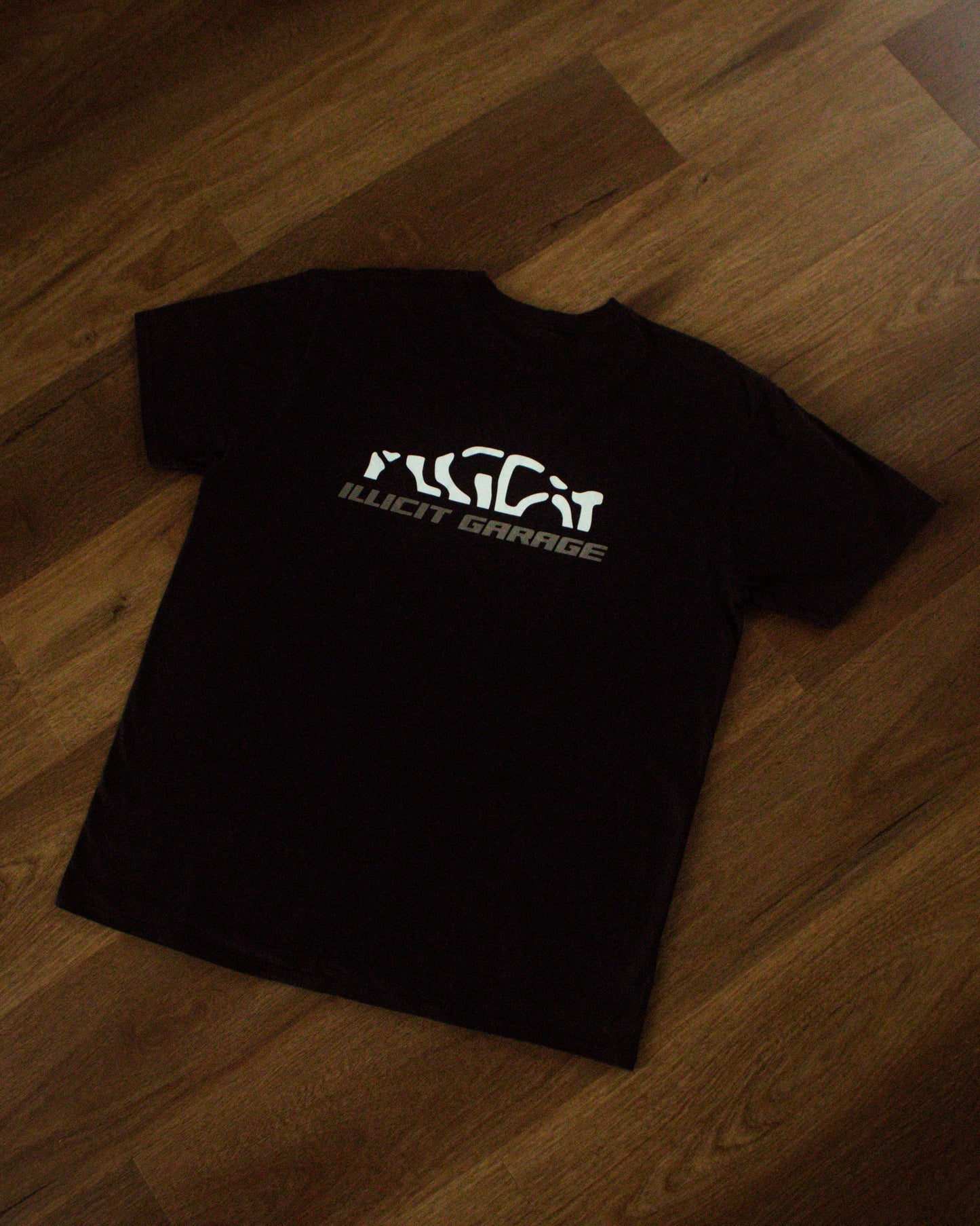 GARAGE tee (black)